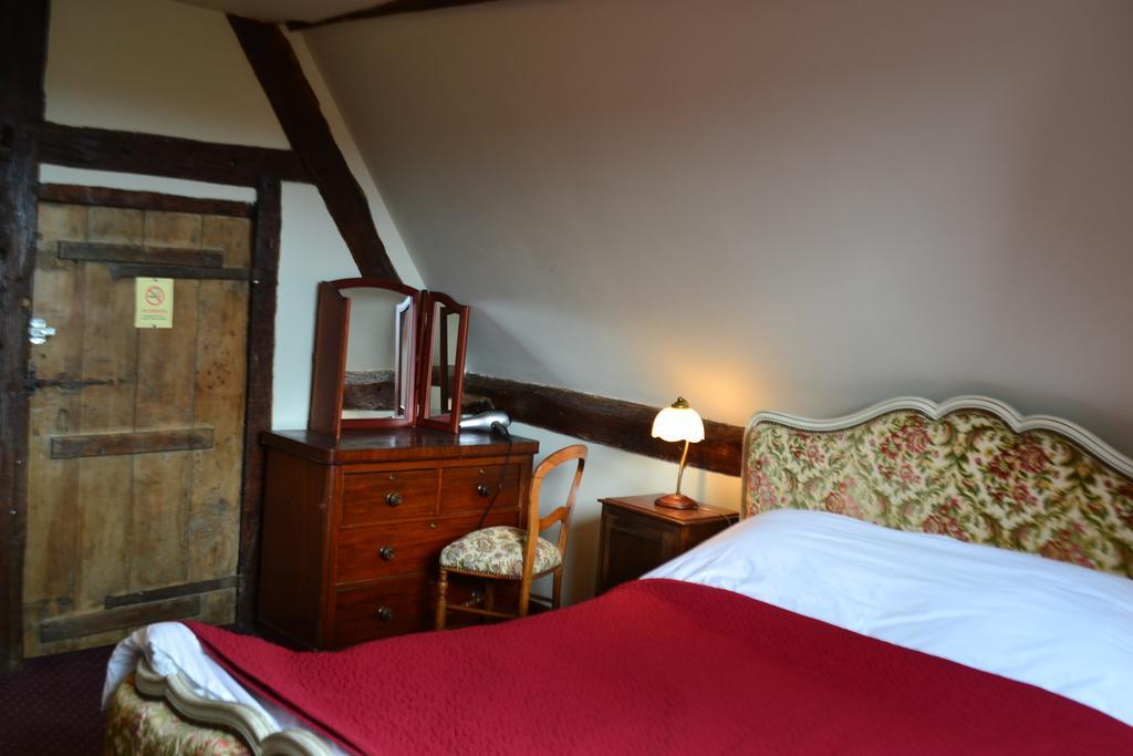 Les Trois Cheminees Chambres D'Hotes Livarot-Pays-d'Auge ภายนอก รูปภาพ